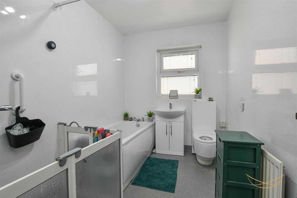Additional image 30 of 4 bed detached house for saleCraighill Park, Ballyclare BT39