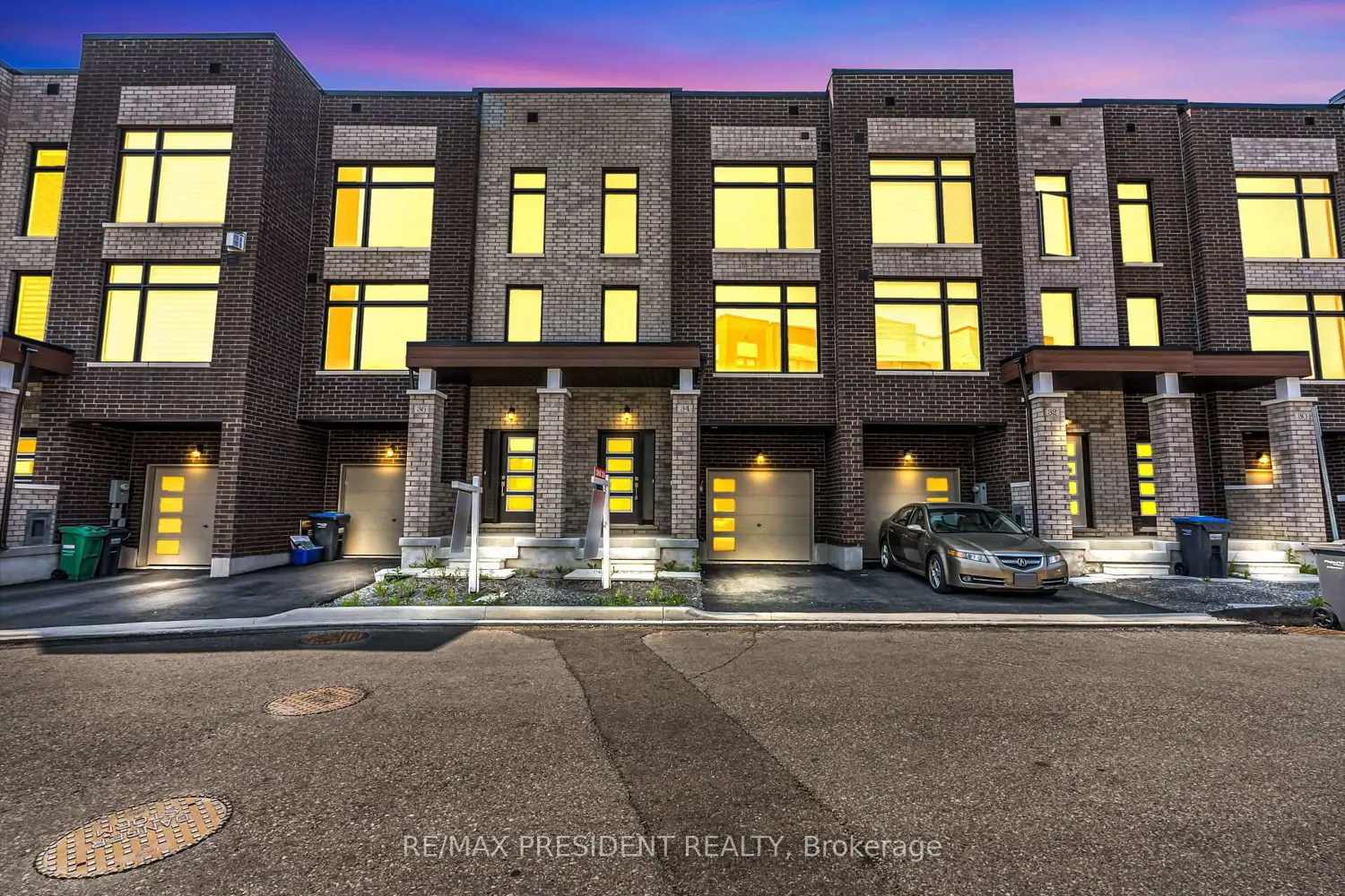 34 Queenpost Drive