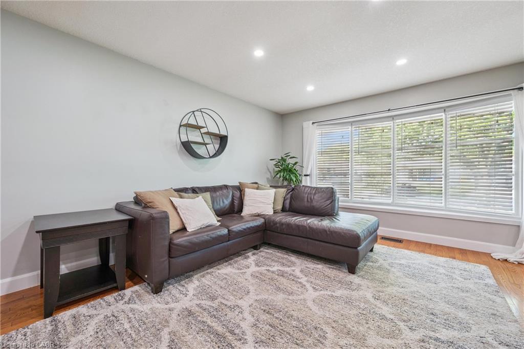 Additional image 6 of 401 Midwood Crescent, Waterloo, ON, N2L 5N4