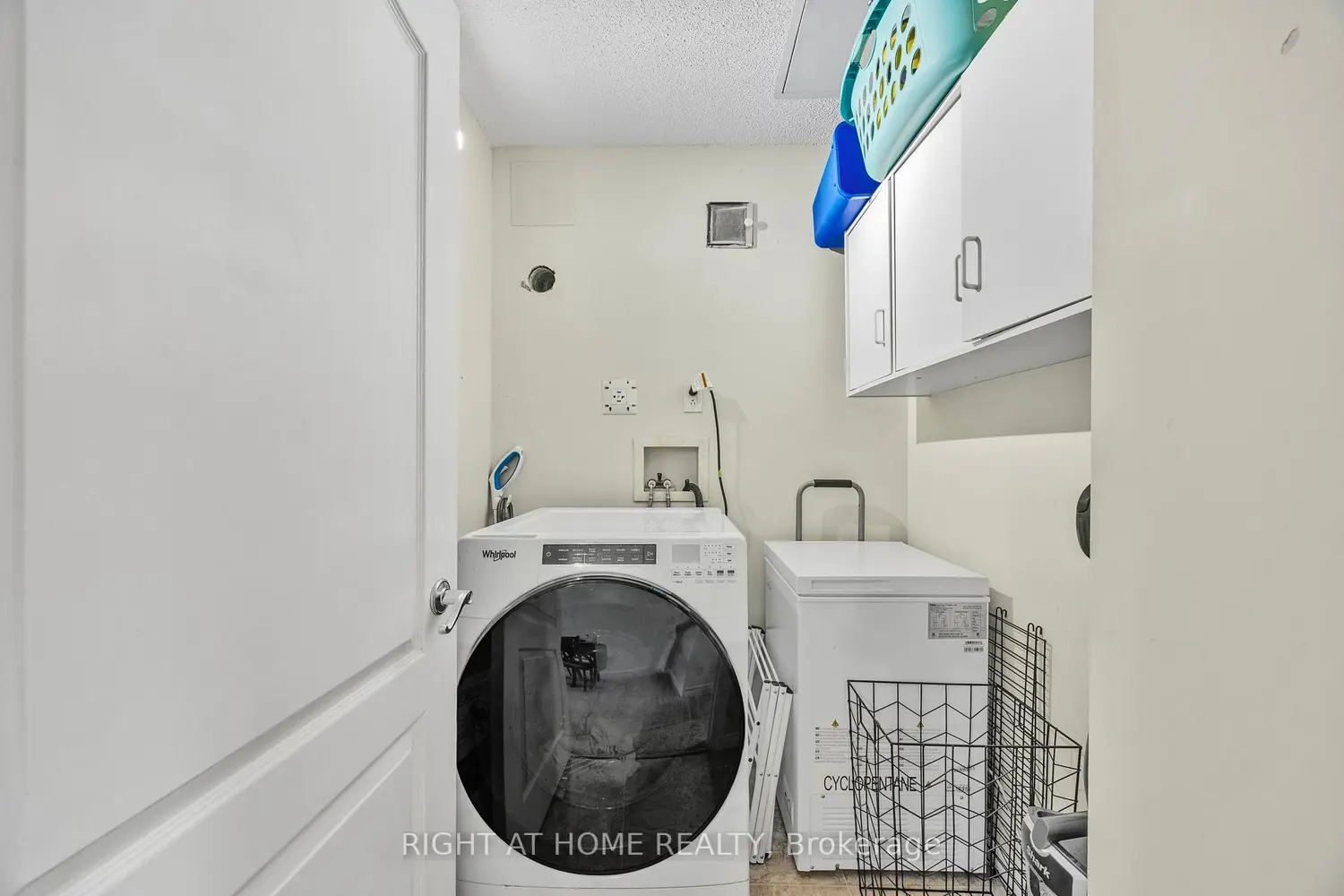 Additional image 8 of 74 Ross Street 53
