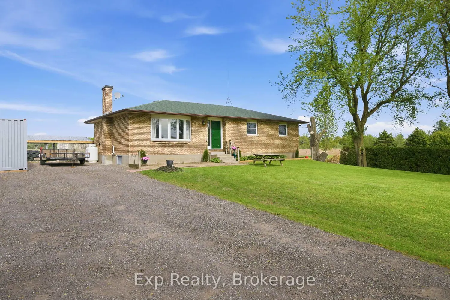 703 Stewart Road photo 2