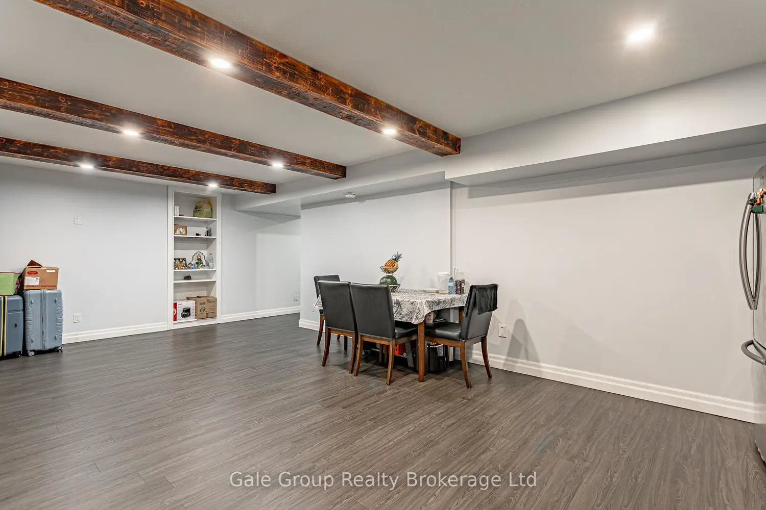 Additional image 16 of 1124 Alberni Road