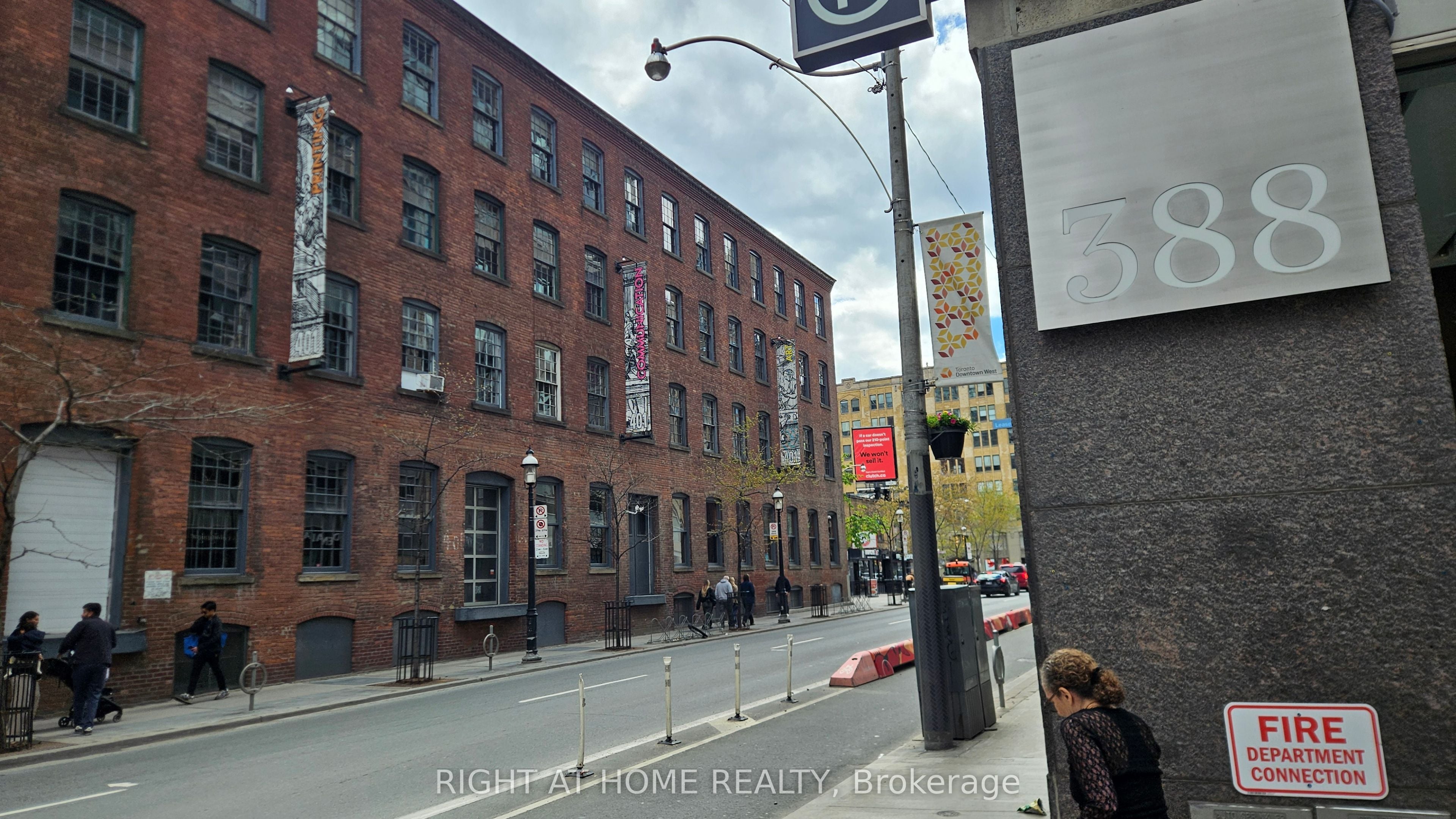 Additional image 2 of 910-388 Richmond Avenue W, Toronto, ON, M5V 3P1