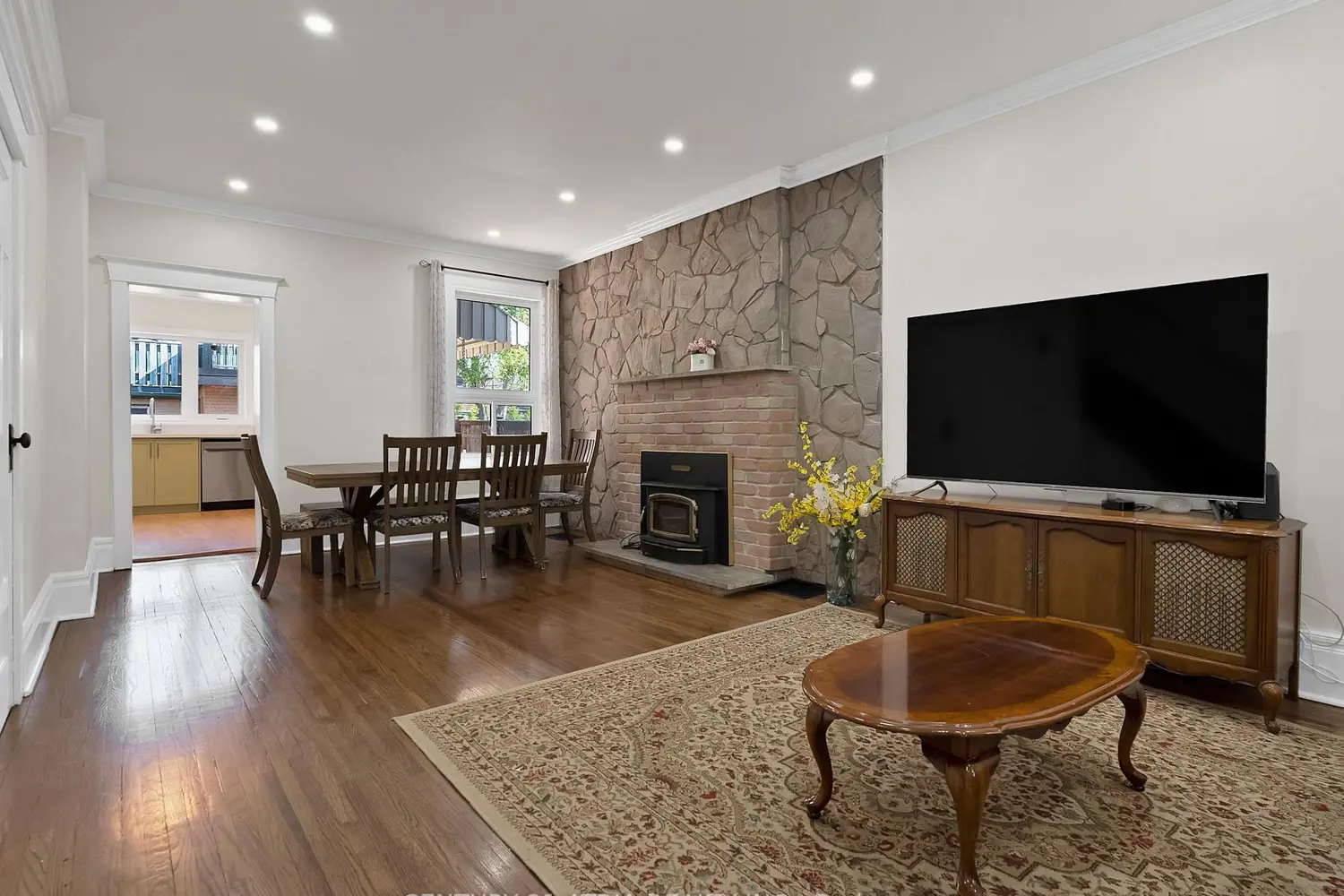 32 Rosevear Avenue photo 4