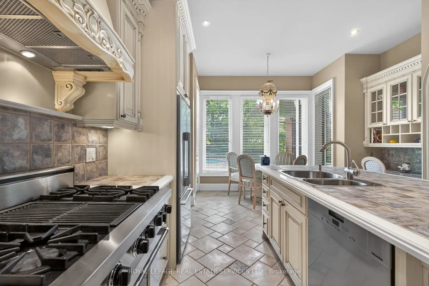 3476 Vinehaven Trail