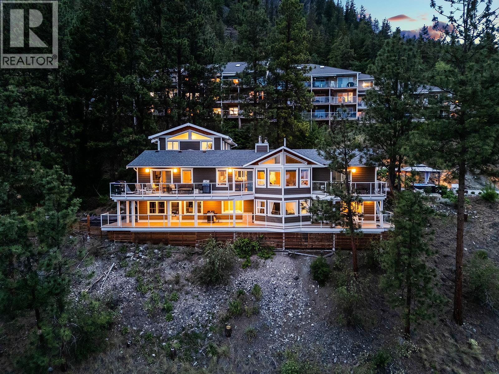 4618 Ponderosa Drive, Peachland, BC, V0H1X5