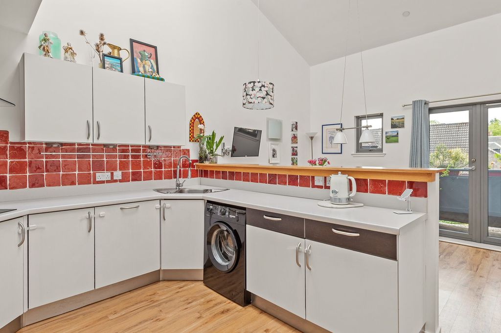 Additional image 2 of 3 bed maisonette for saleKilbryde Crescent, Dunblane FK15
