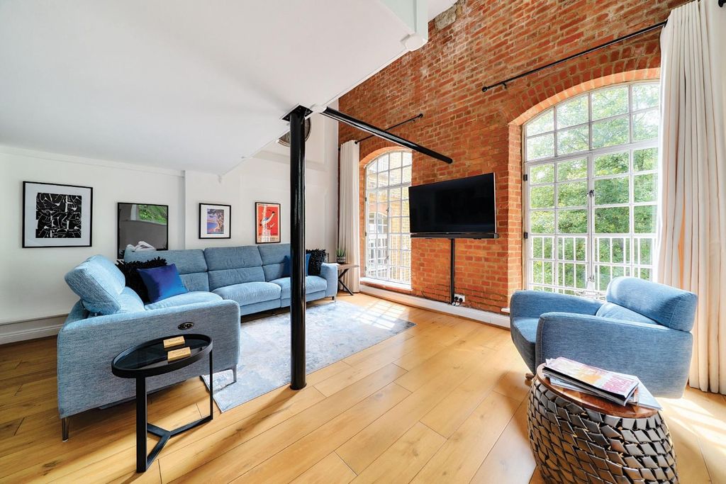 Additional image 5 of 2 bed flat for saleMill Street, East Malling, West Malling ME19