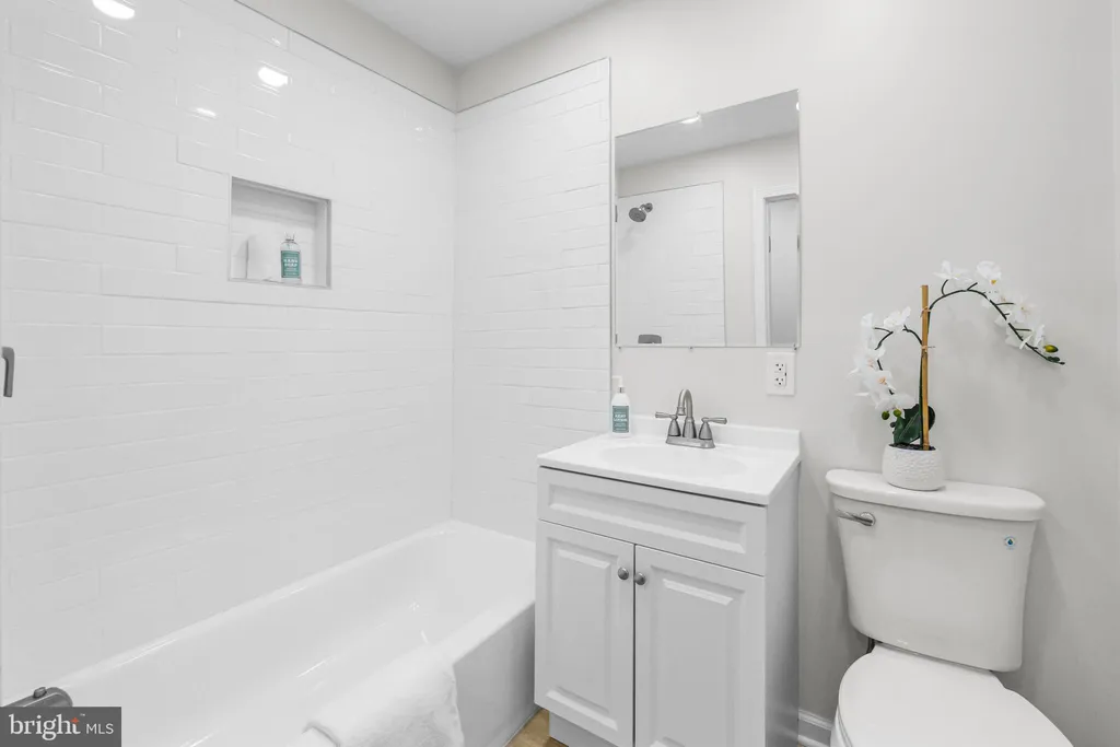 Additional image 15 of 1615 Q Street NW Unit T1, Washington, DC 20009