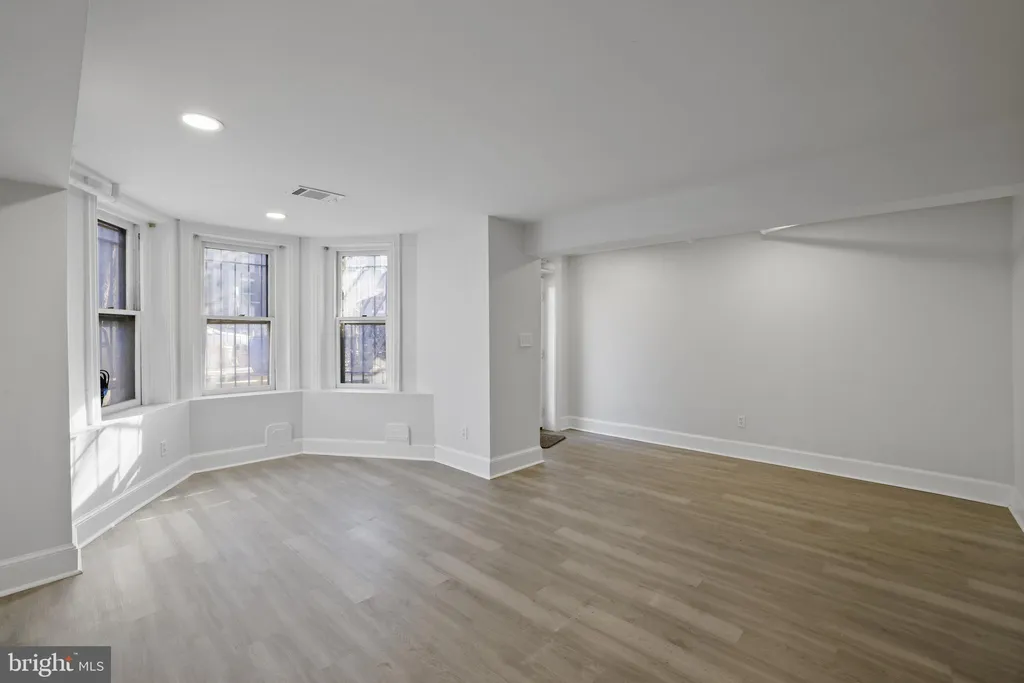 Additional image 5 of 106 8th Street NE Unit B, Washington, DC 20002