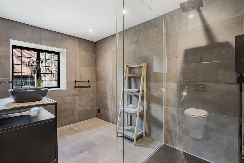 Additional image 51 of 7 bed property for sale34 Bell Lane, Syresham, Brackley NN13