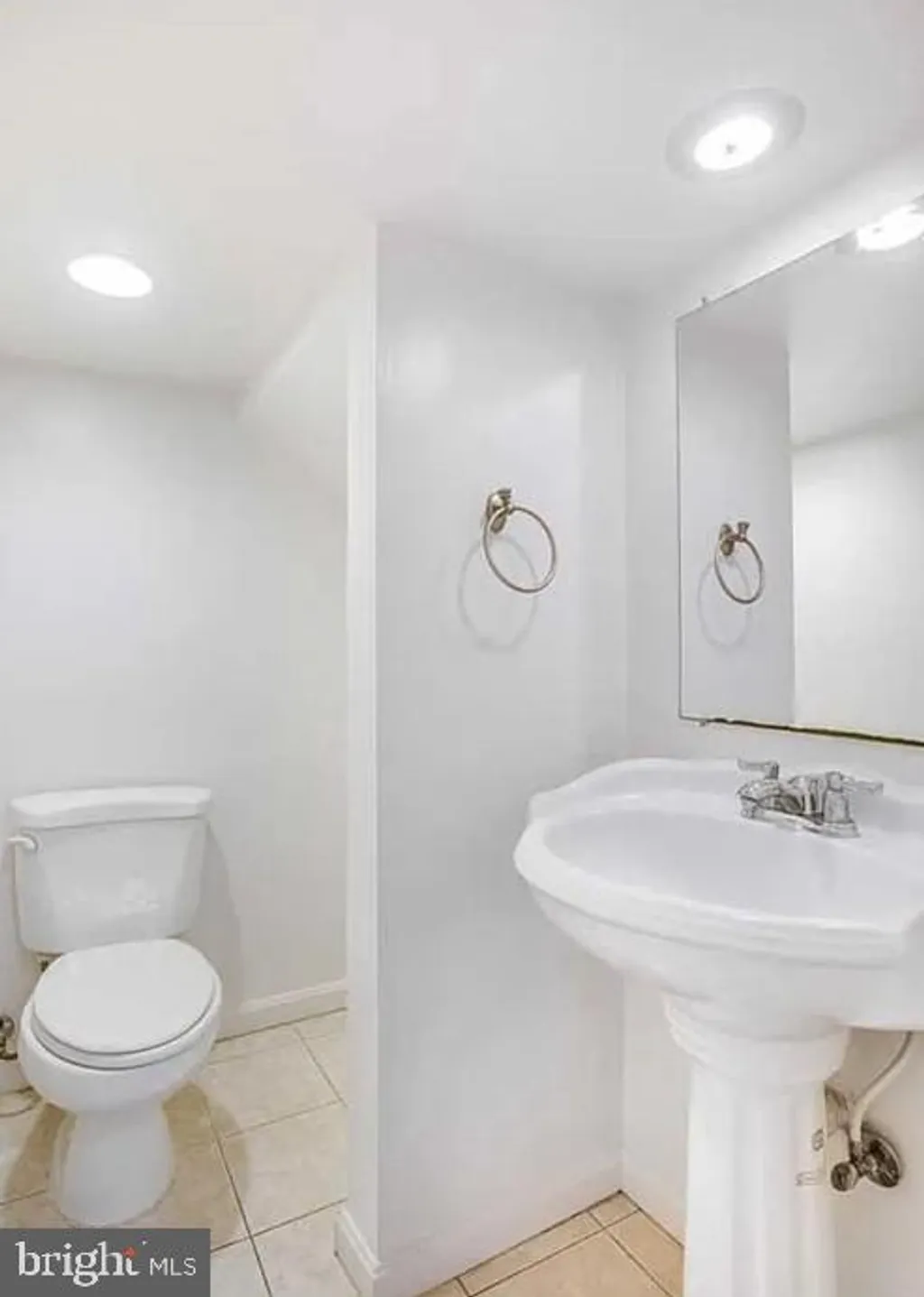 729 10th Street NE, Washington, DC 20002 photo 5