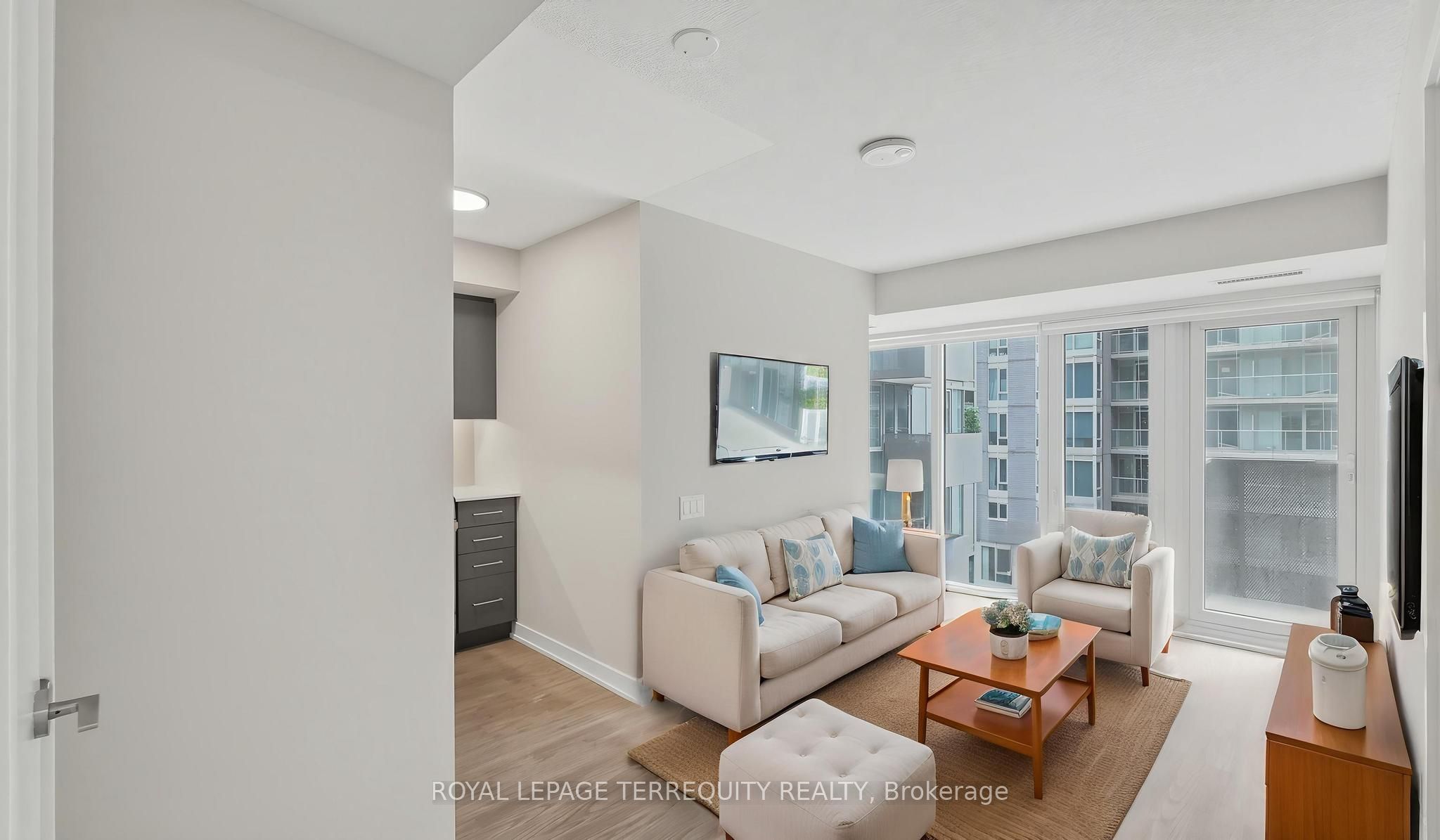 Additional image 2 of 527-38 Monte Kwinter Court, Toronto, ON, M3H 0E2