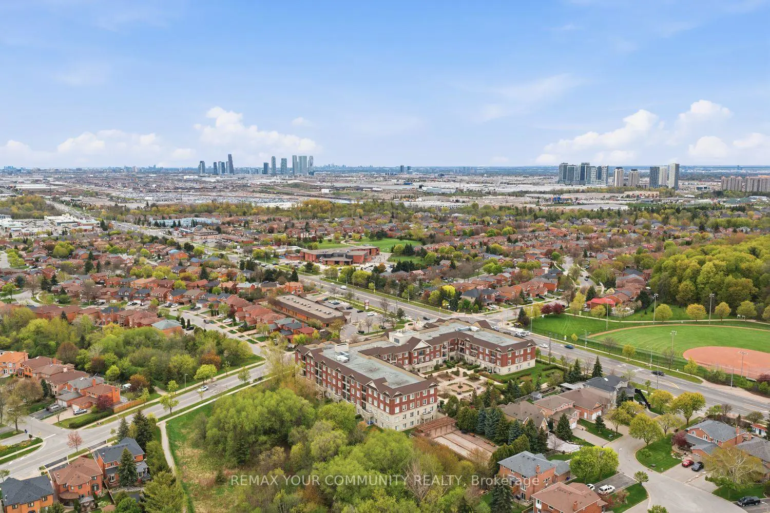 Additional image 14 of 9519 Keele Street 313