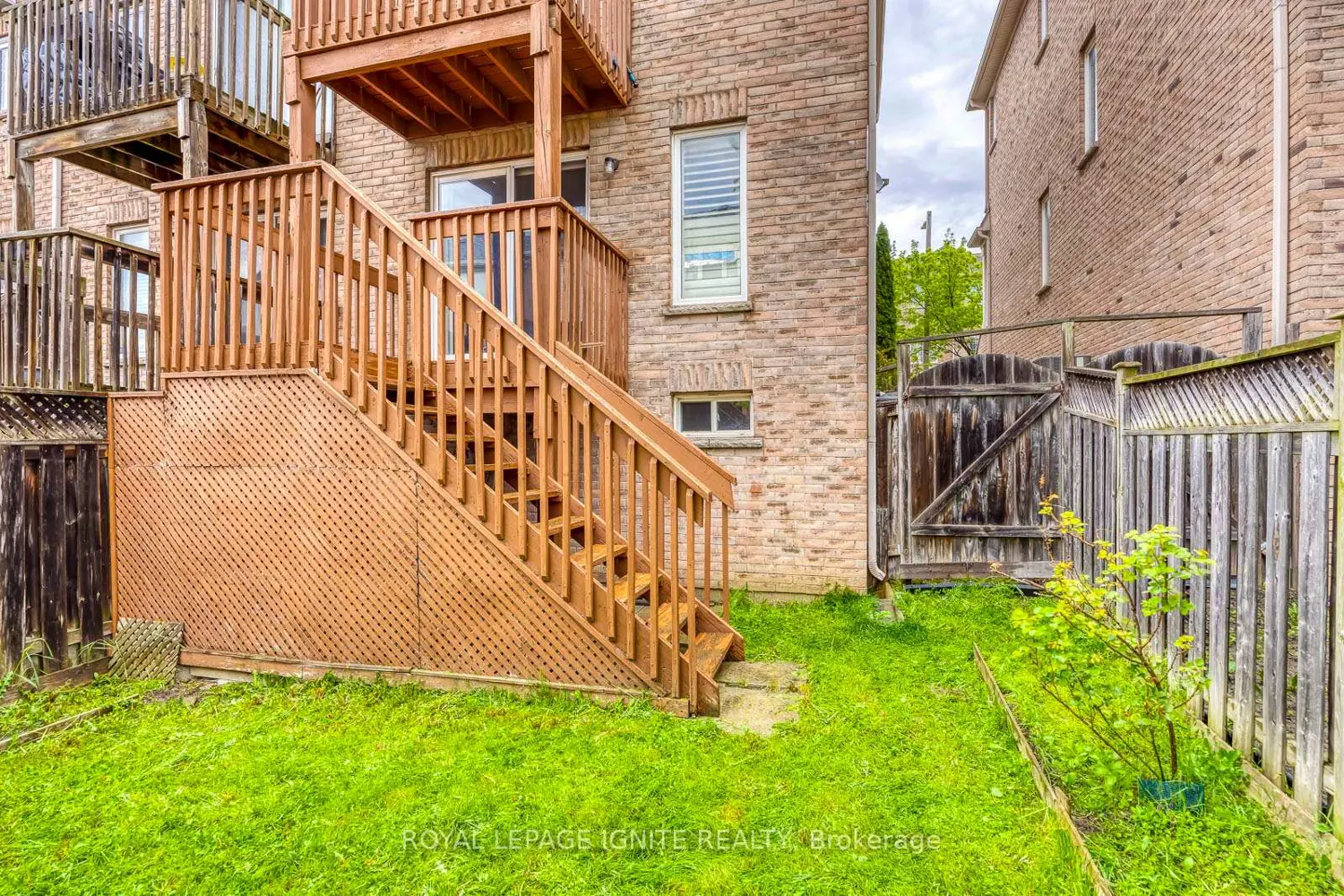 Additional image 19 of 7086 Fairmeadow Crescent