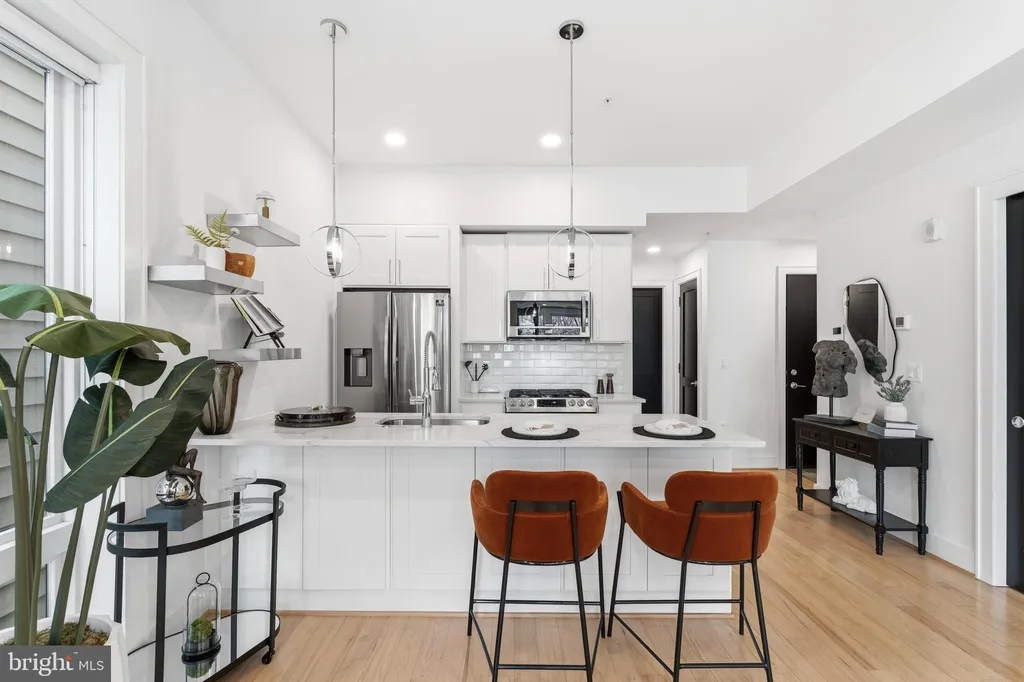 Additional image 7 of 836 Varnum Street NW Unit 201, Washington, DC 20011