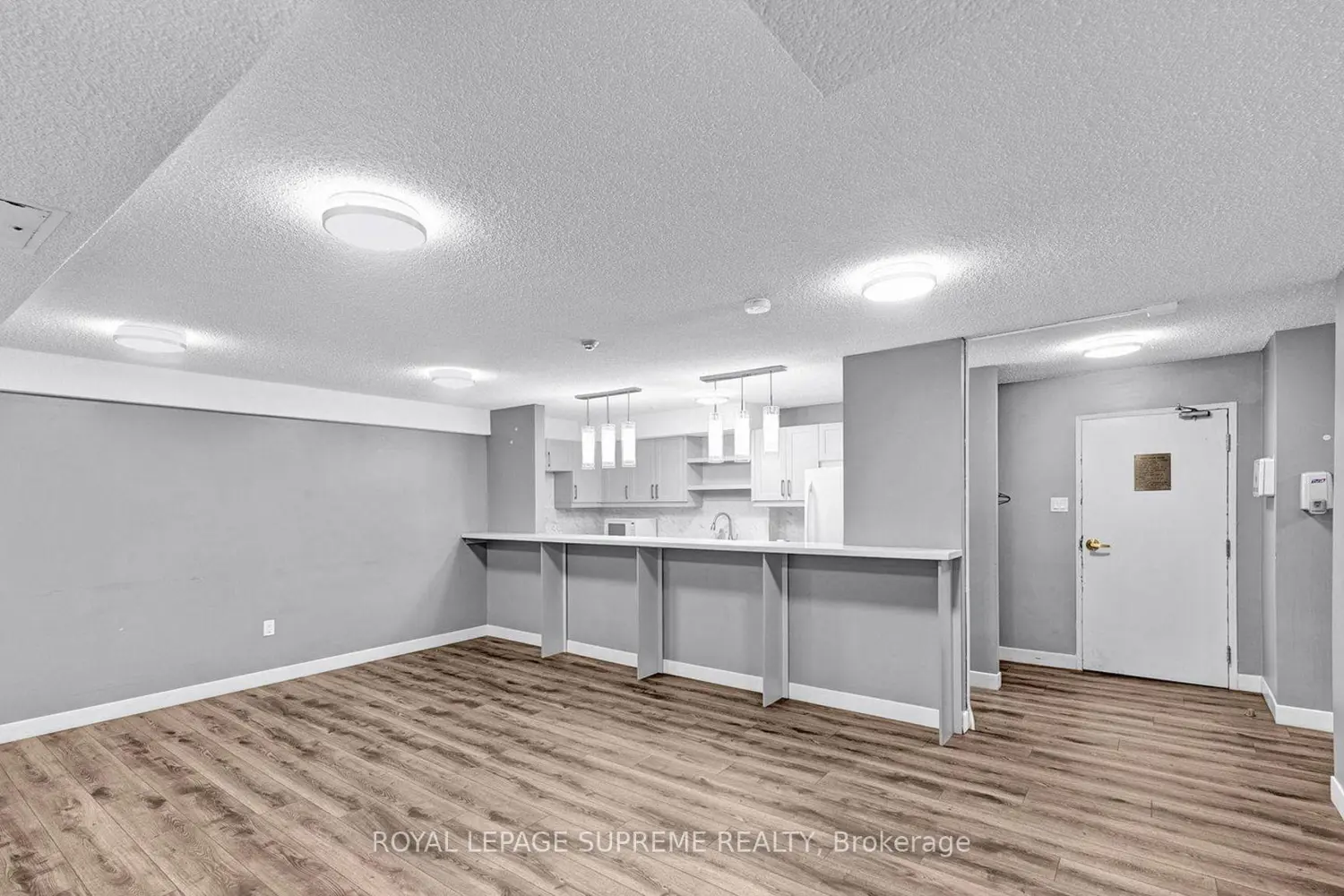Additional image 19 of 3590 Kaneff Crescent 1907