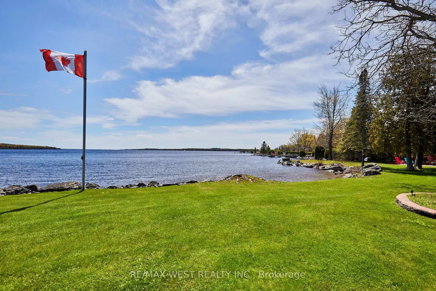 Additional image 13 of 557 Riverside Drive