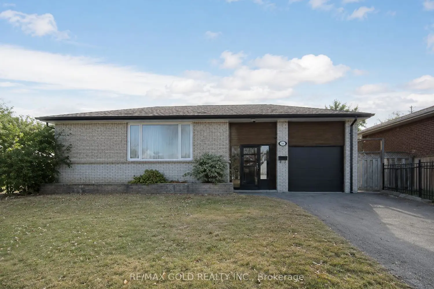 58 Kingsmere Crescent