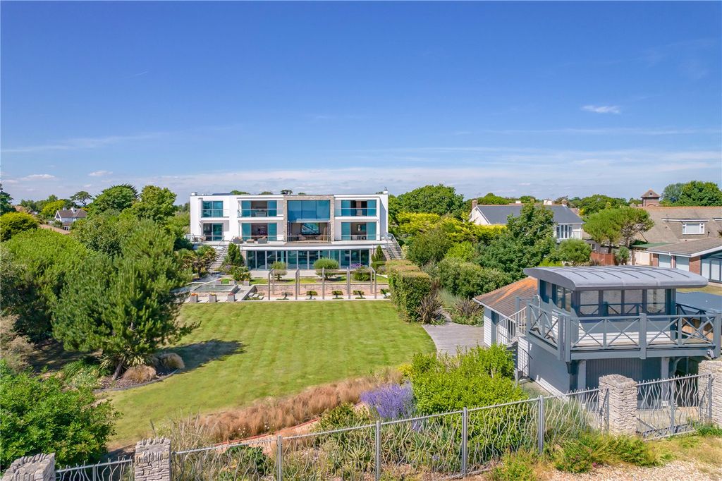 Additional image 13 of 6 bed detached house for saleBarrack Lane, Aldwick, West Sussex PO21