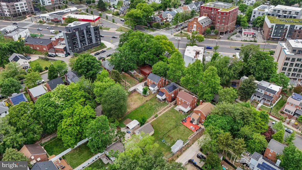 1711 Girard Street NE, Washington, DC 20018