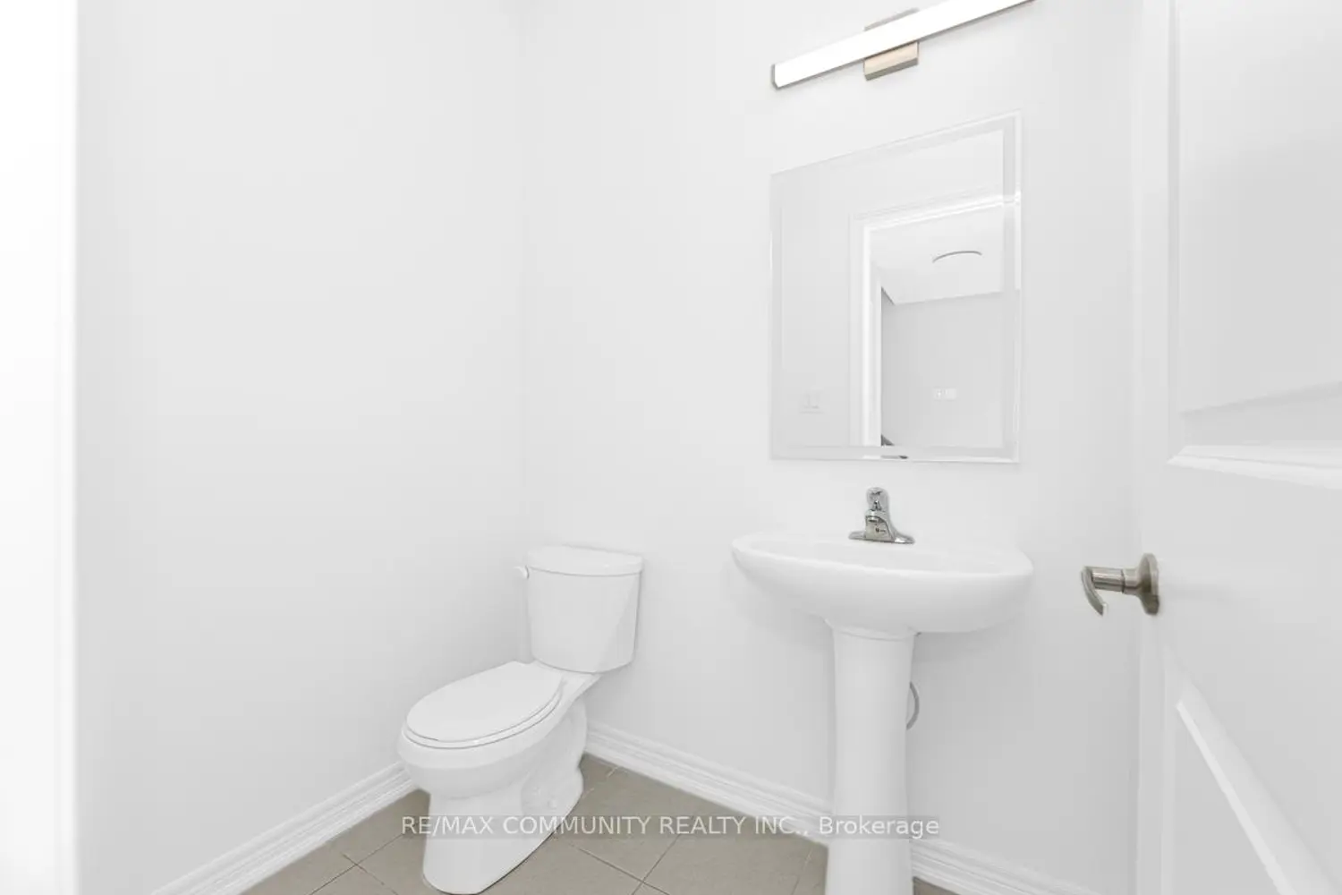 Additional image 9 of 99 Cornwall Drive