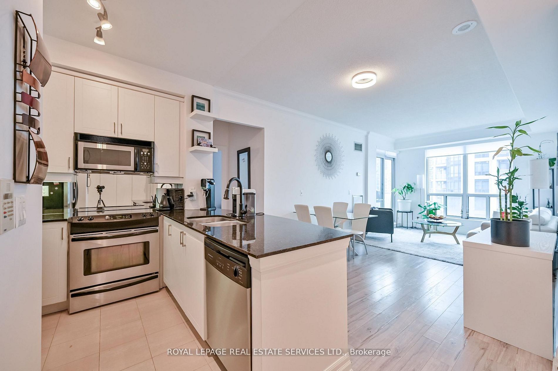 Additional image 6 of 1113-2083 Lake Shore Boulevard W, Toronto, ON, M8V 4G2