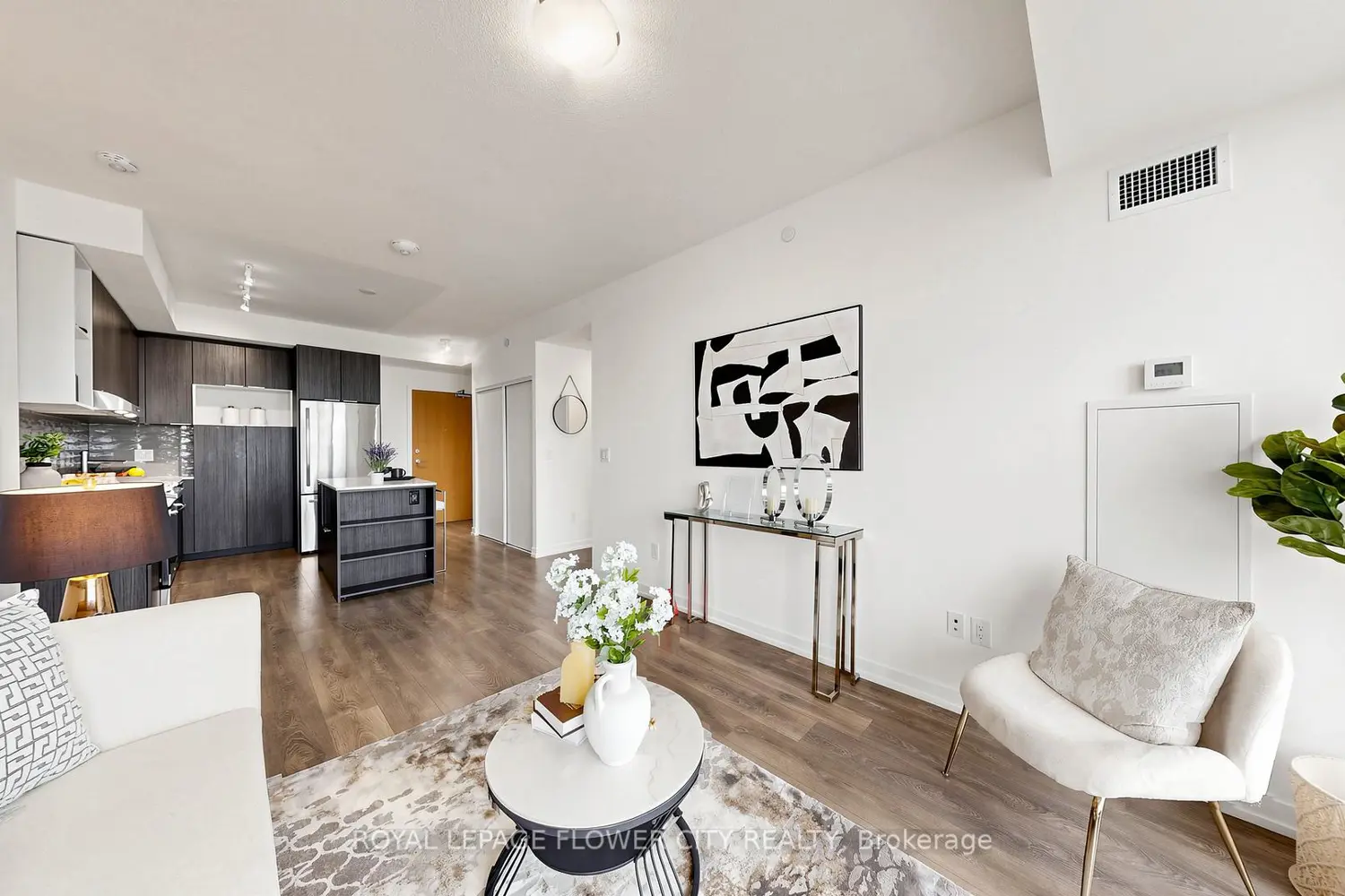Additional image 5 of 2520 Eglinton Avenue 1710