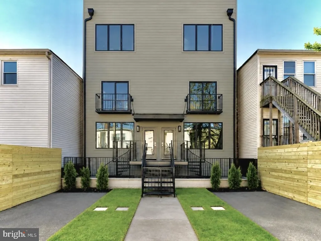 1612 Isherwood Street NE Unit 4, Washington, DC 20002