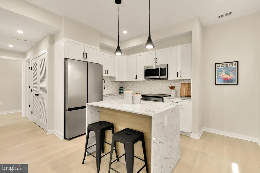 Additional image 7 of 2610 41st Street NW Unit 1, Washington, DC 20007