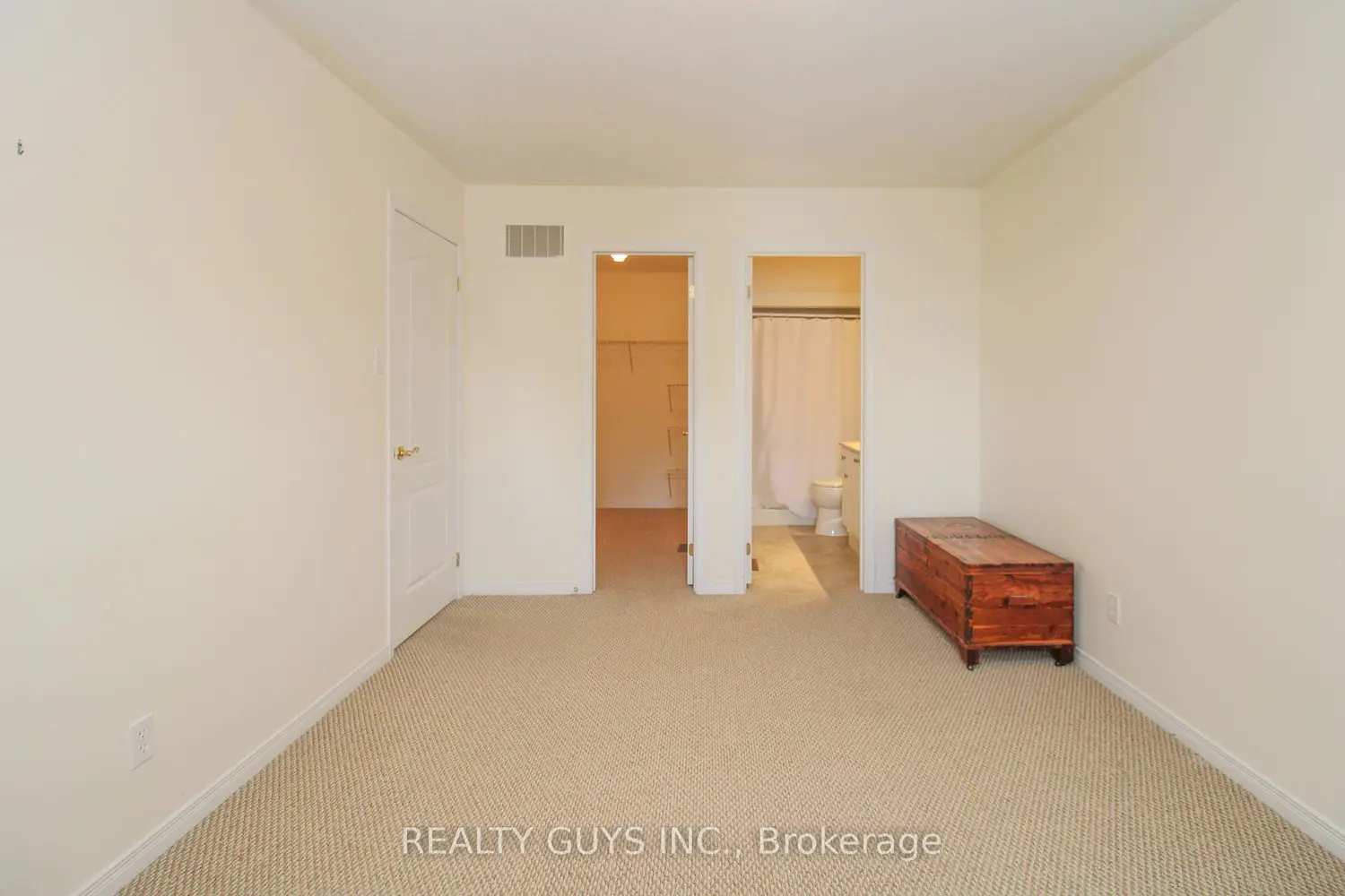 Additional image 10 of 909 Wentworth Street Unit #6