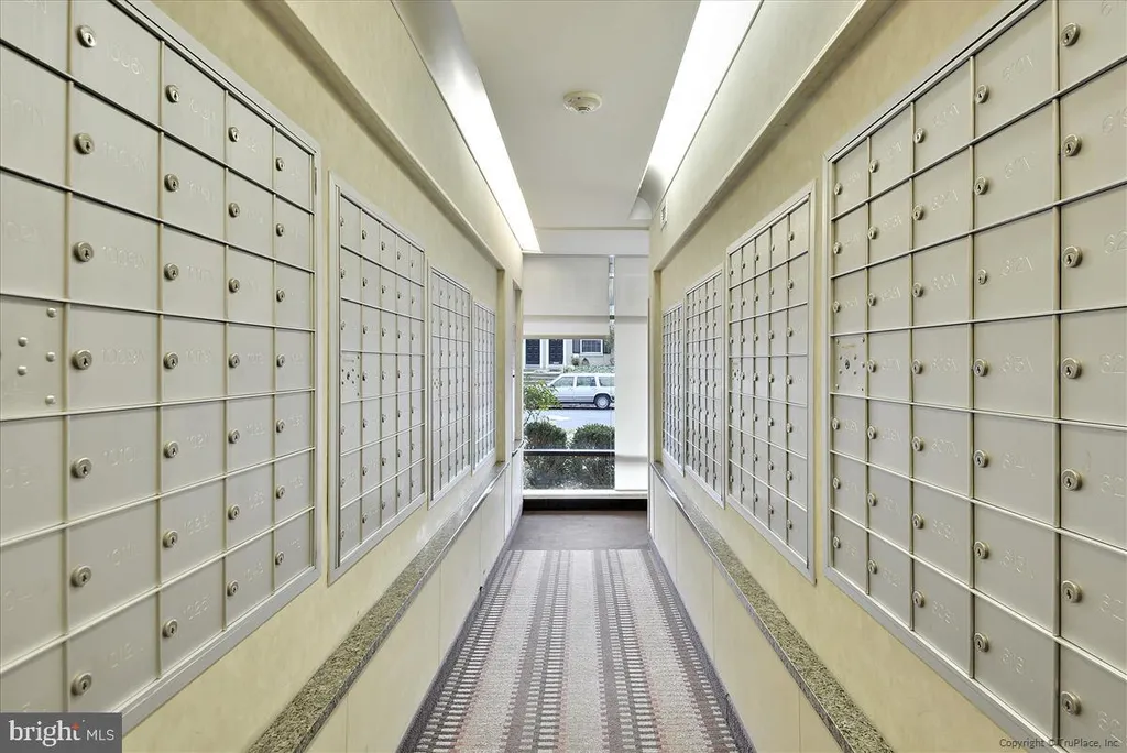 Additional image 31 of 940 25th Street NW Unit 817-S, Washington, DC 20037