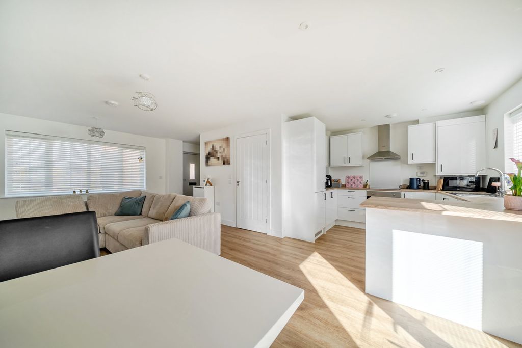 Additional image 3 of 2 bed end terrace house for saleHoo Farm Way, Minster, Ramsgate CT12