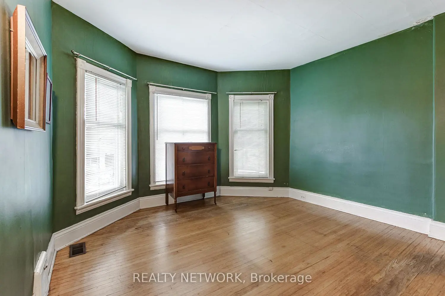 Additional image 8 of 18 Fairleigh Crescent