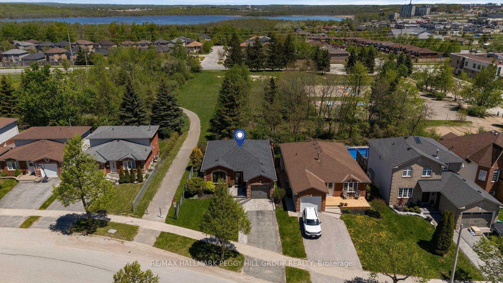 Additional image 2 of 35 Golden Eagle Way, Barrie, ON, L4M 6P6