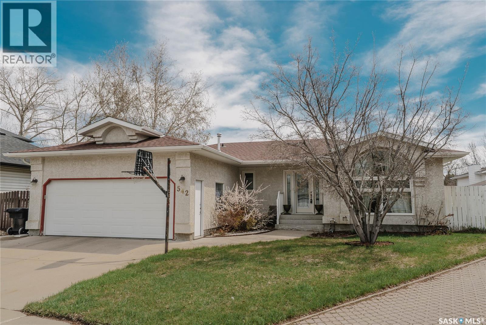 542 Bornstein TERRACE
