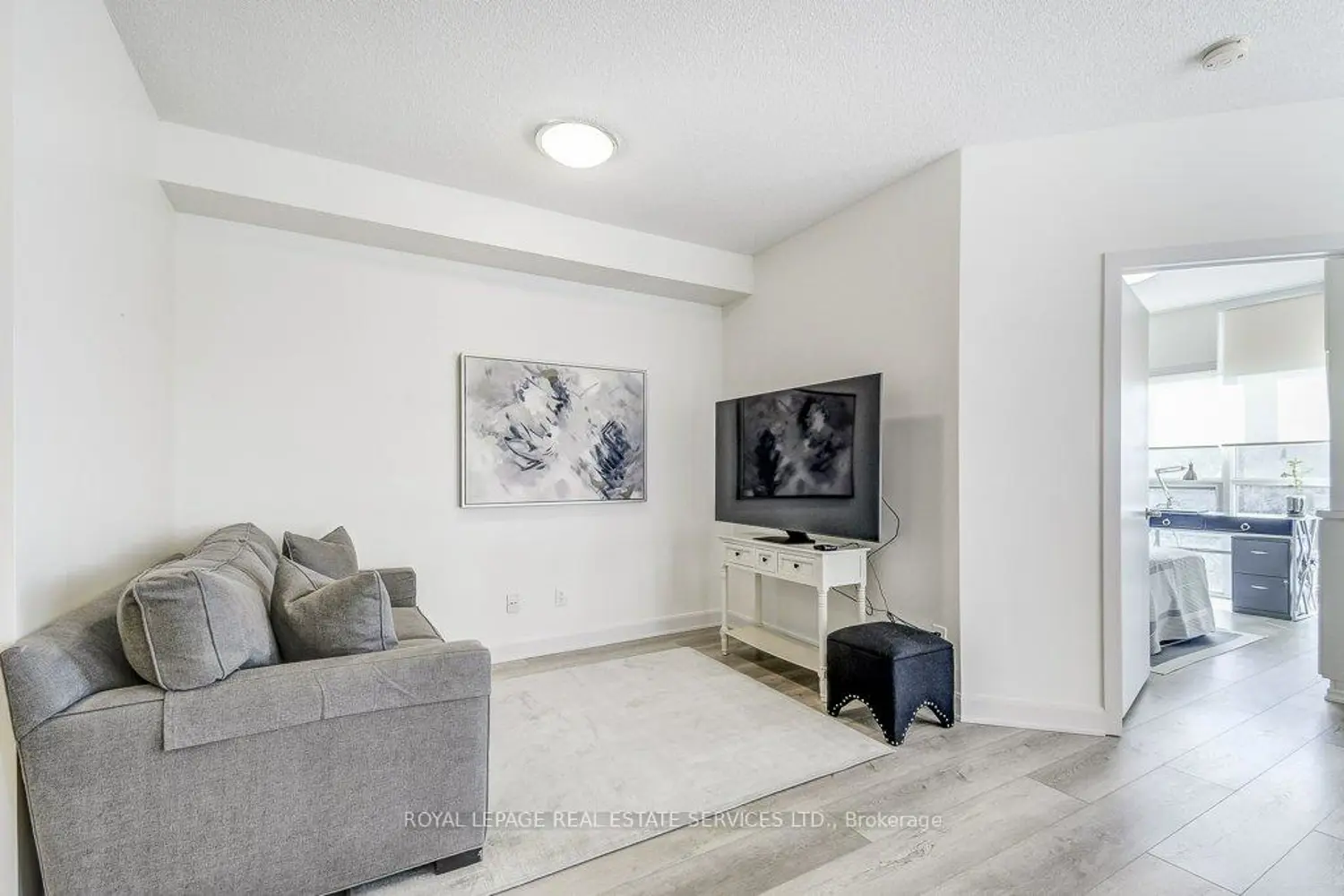 Additional image 4 of 551 Maple Avenue 610
