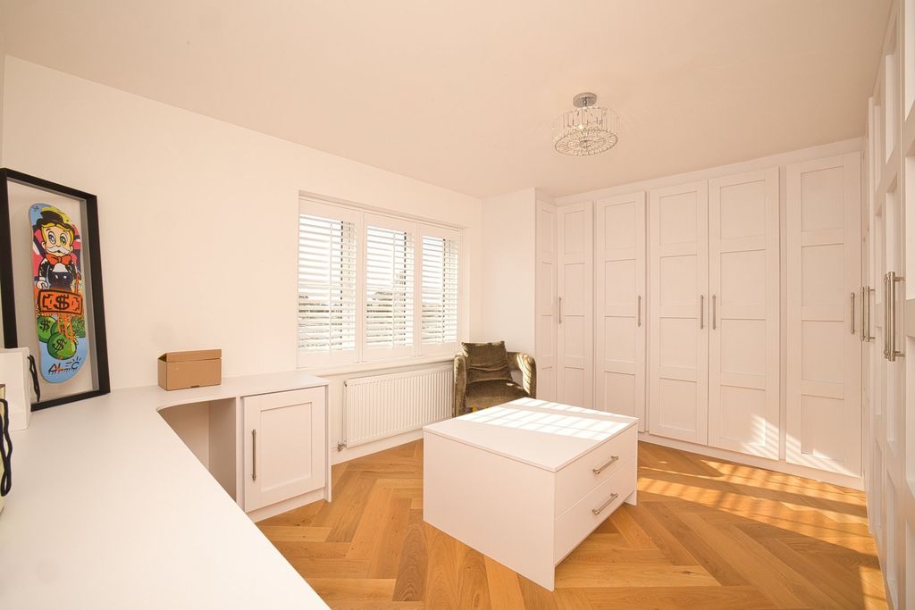 Additional image 12 of 5 bed detached house for saleJohn Douglas Drive, Monkton, Ramsgate, Kent CT12