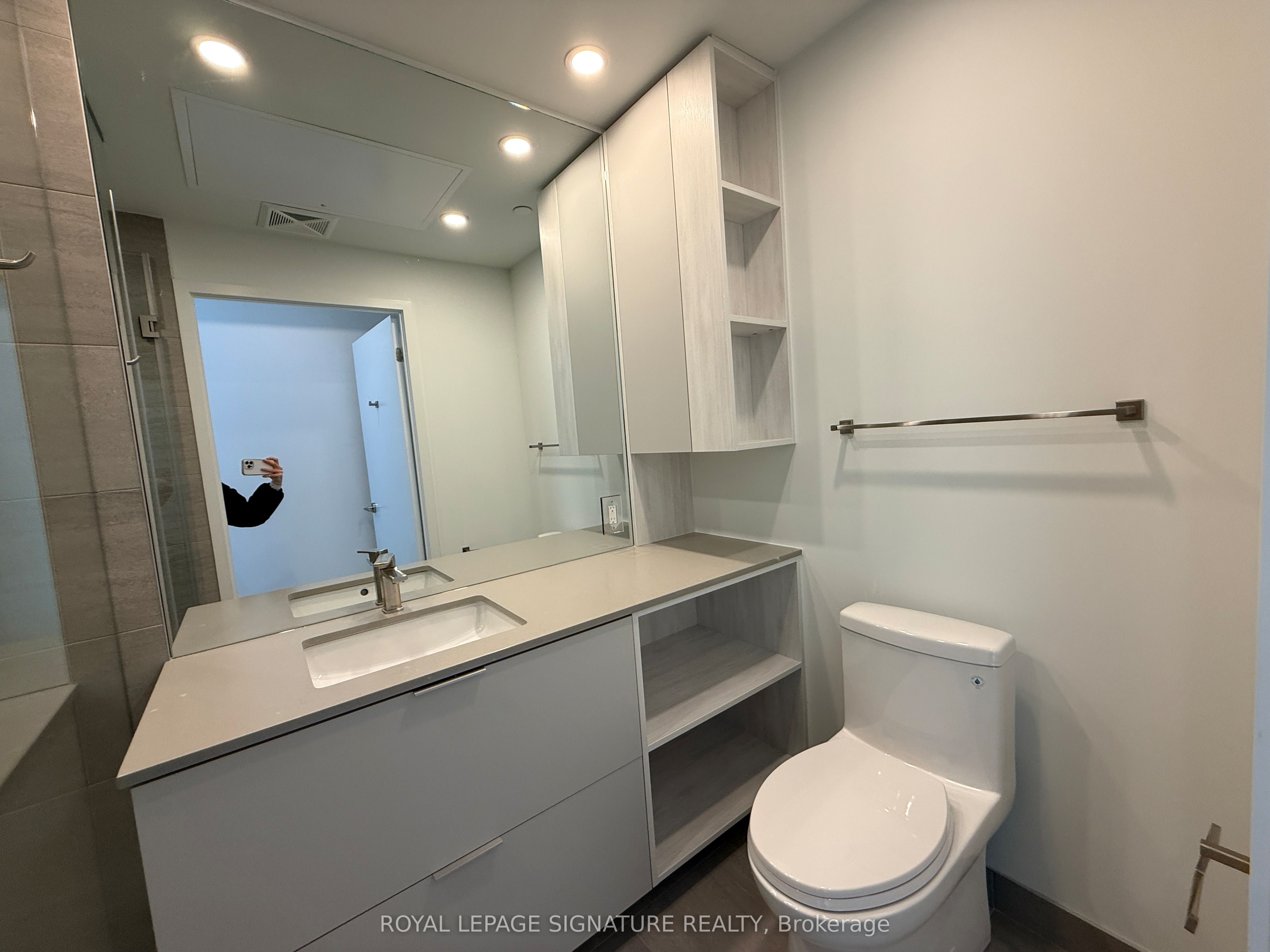 Additional image 3 of 1911-1 Fairview Road E, Mississauga, ON, L5A 4C6