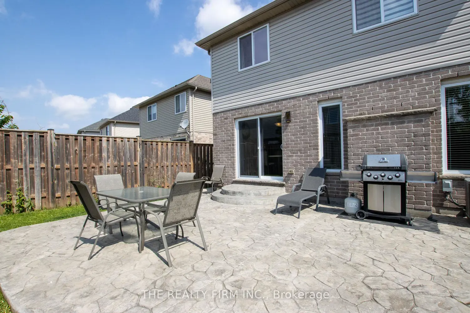 Additional image 15 of 884 Reeves Avenue