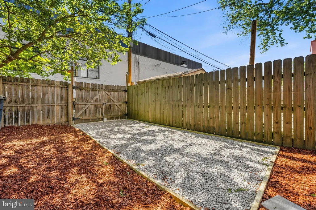 Additional image 50 of 2015 4th Street NE, Washington, DC 20002