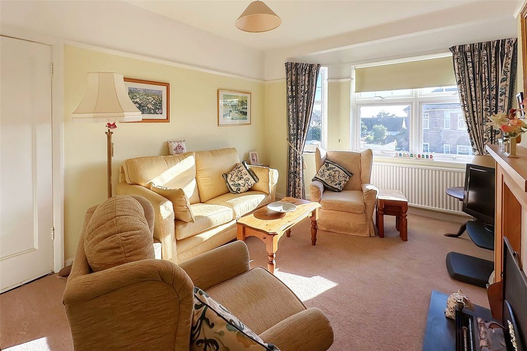 Additional image 7 of 2 bed flat for saleThe Grangeway, Rustington, Littlehampton, West Sussex BN16