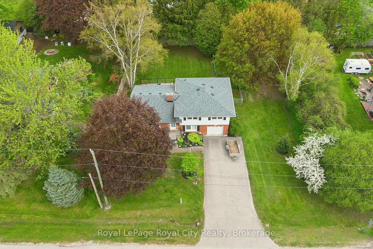 12 Hamilton Drive photo 2