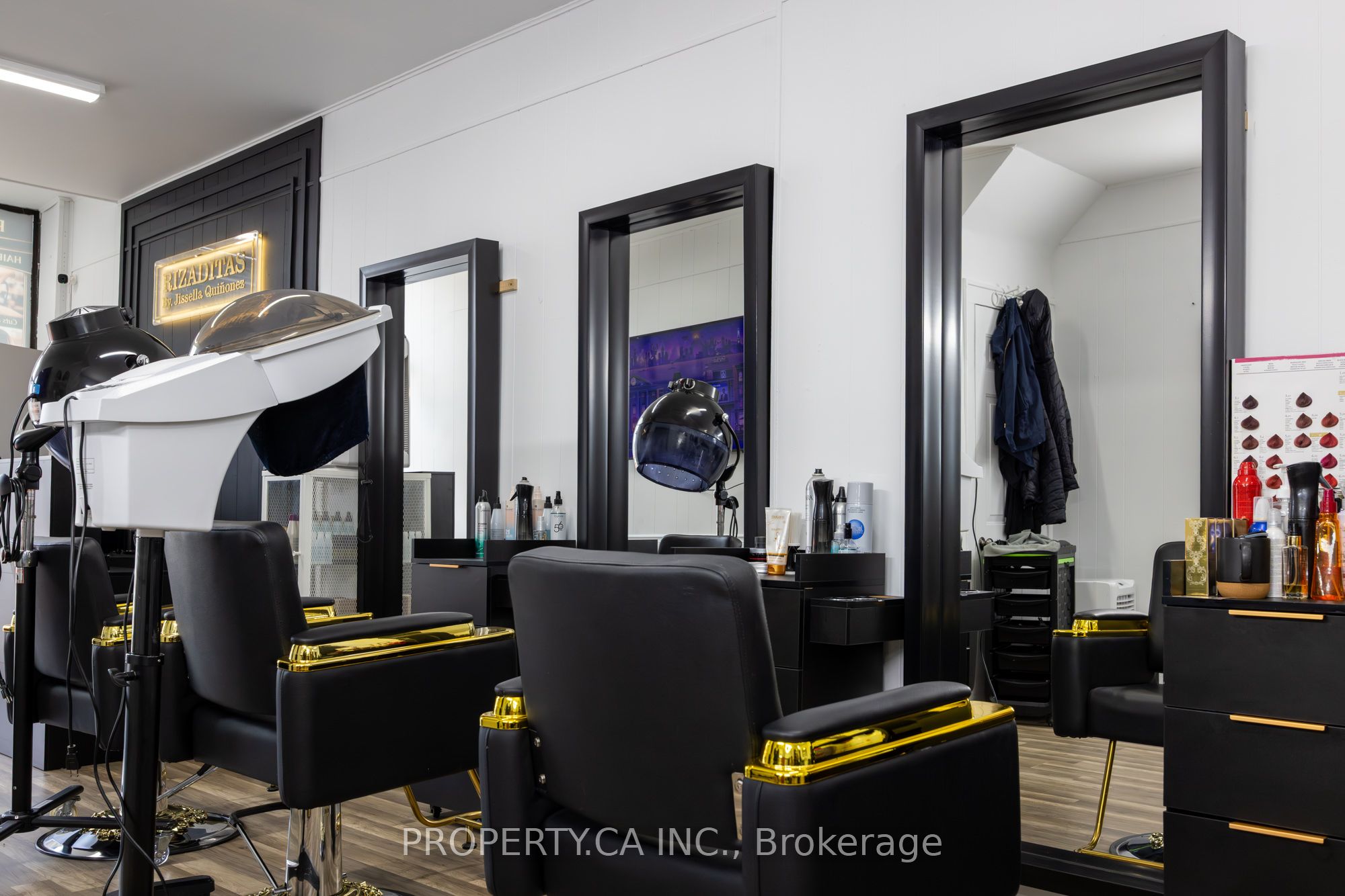 Additional image 3 of 628 Vaughan Road, Toronto, ON, M6E 2Y3