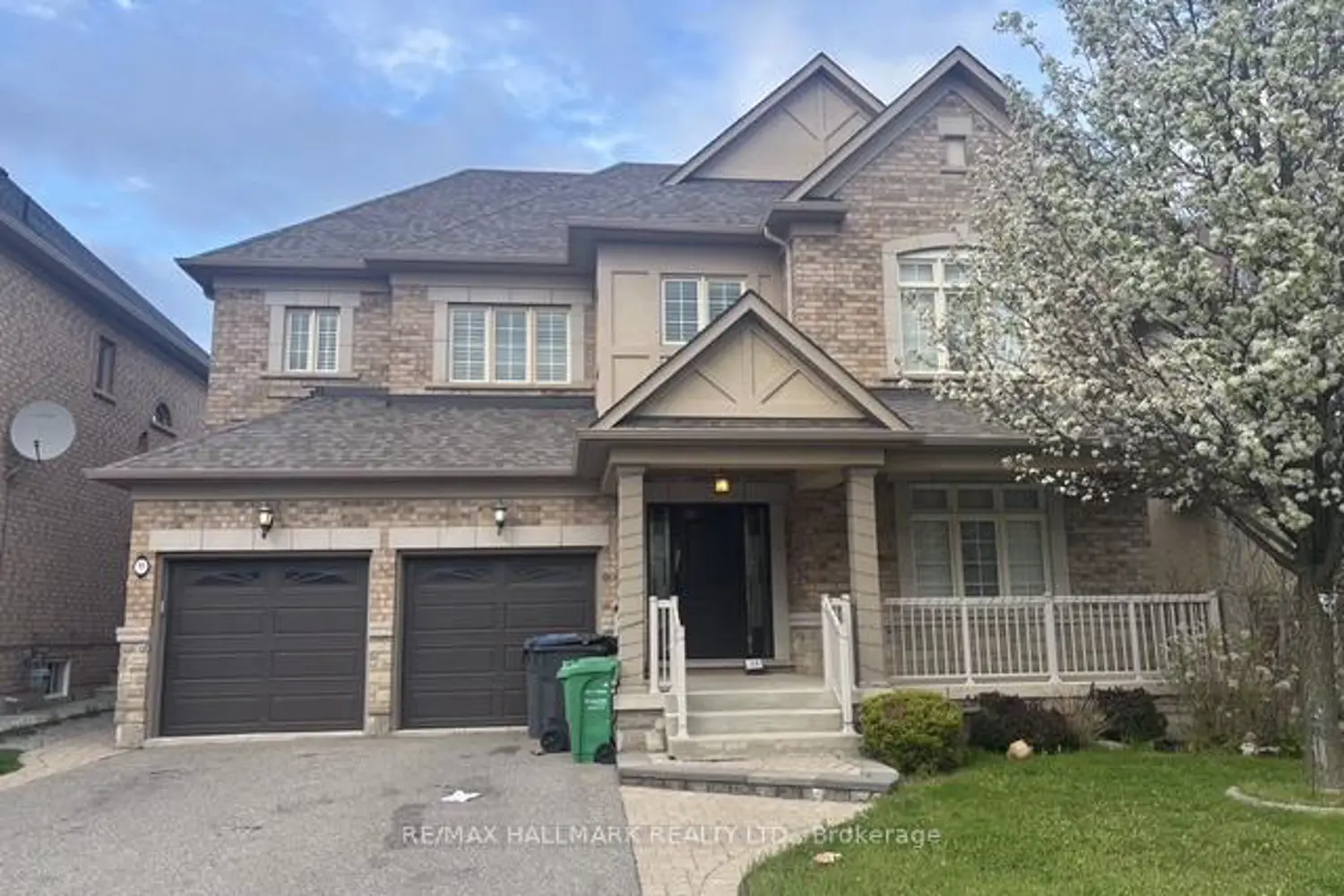 99 Royal West Drive