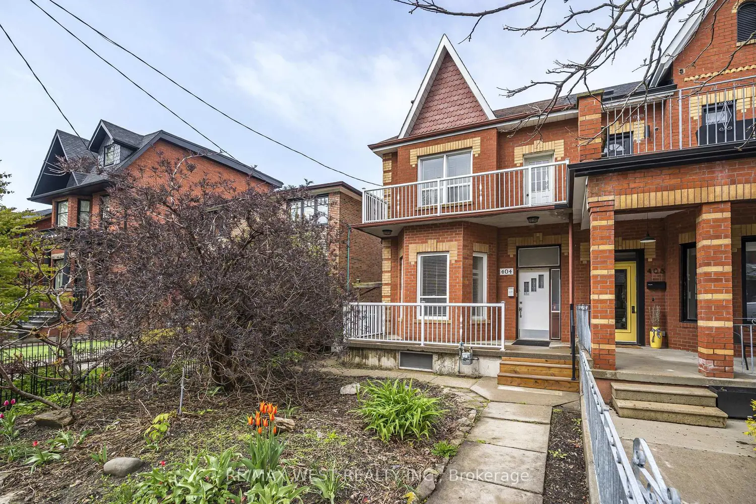 404 Manning Avenue photo 2