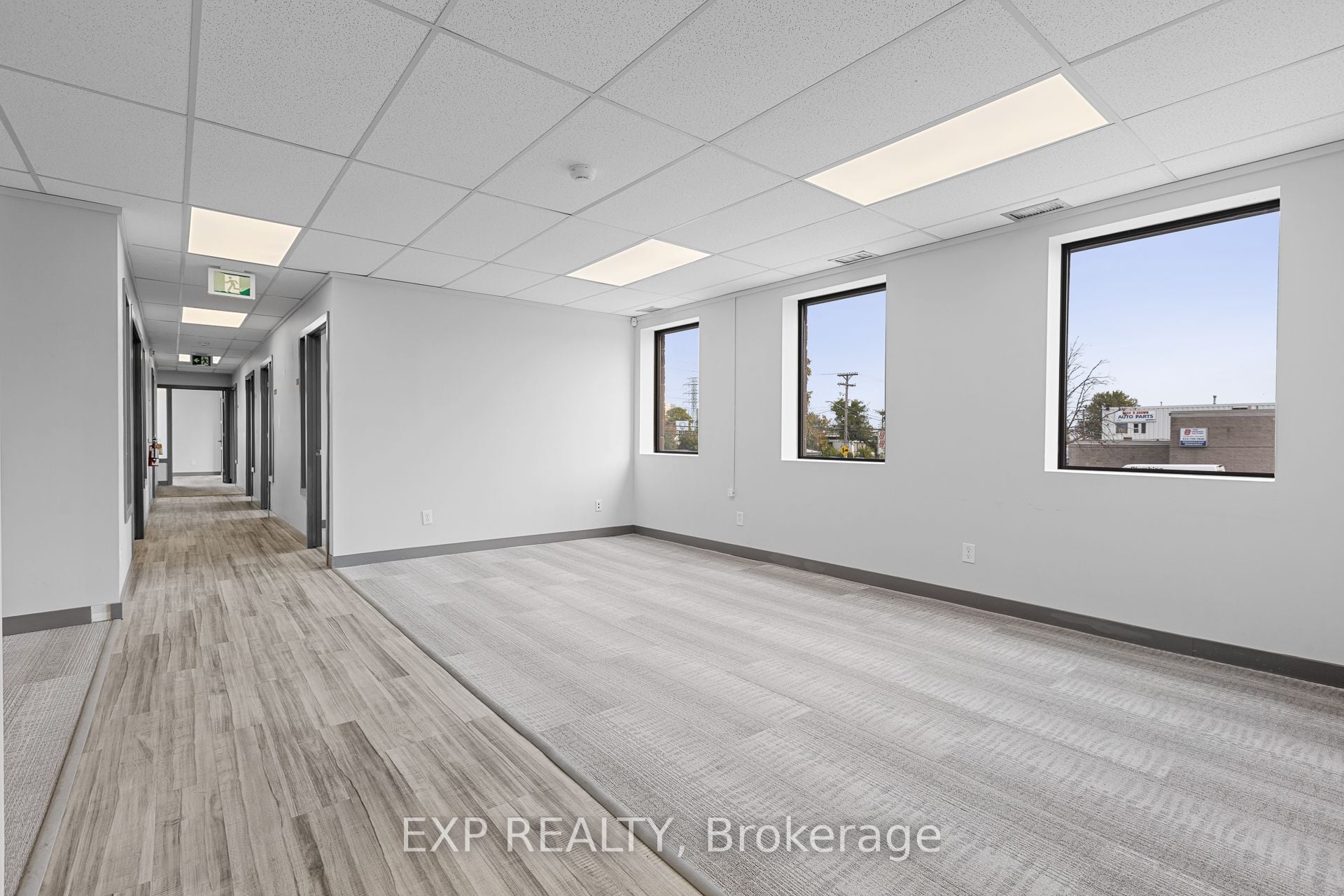 Additional image 6 of 201A-1600 Laperriere Avenue, Ottawa, ON, K1Z 8P5