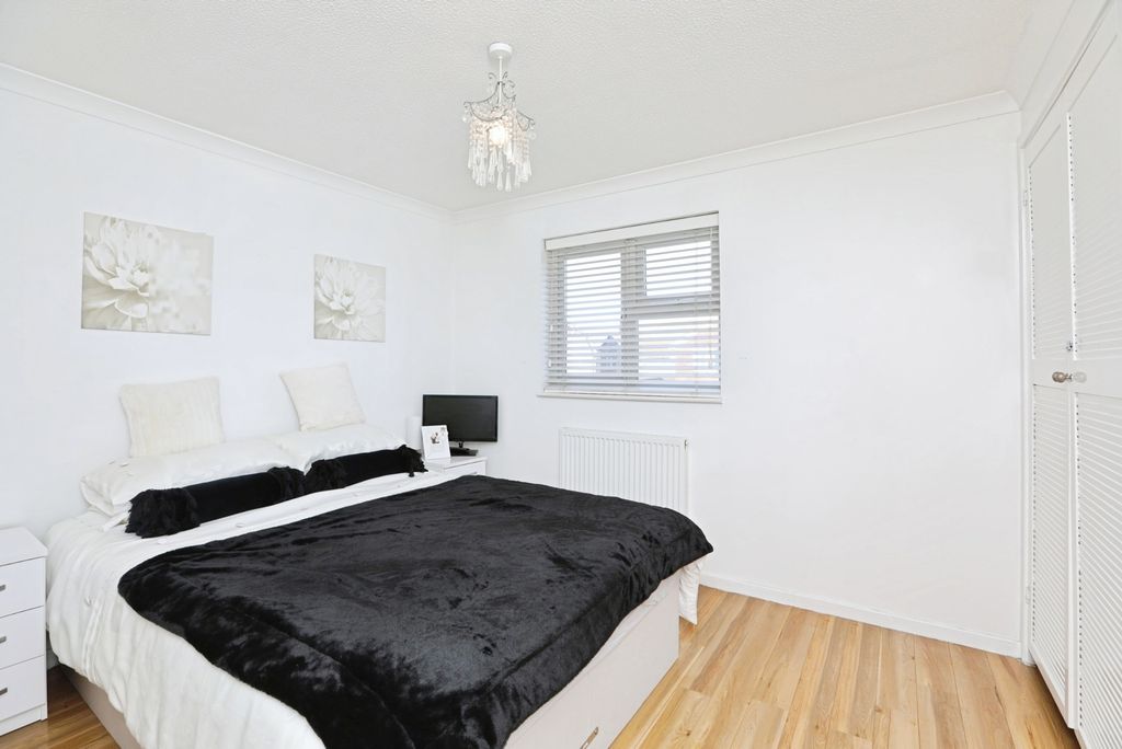 Additional image 15 of 3 bed semi-detached house for saleDiligent Drive, Sittingbourne, Kent ME10
