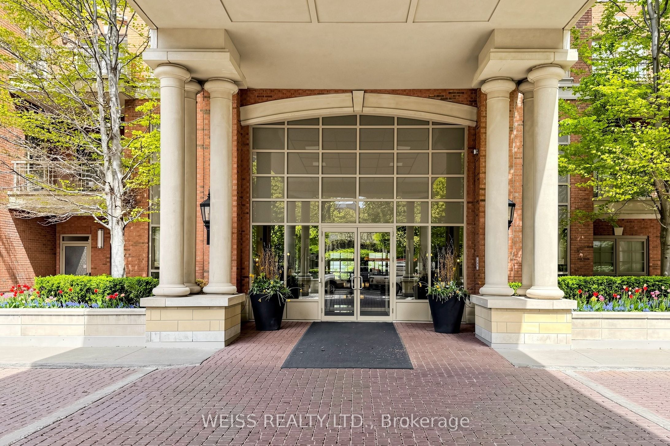 Additional image 4 of 114-21 Burkebrook Place, Toronto, ON, M4G 0A2