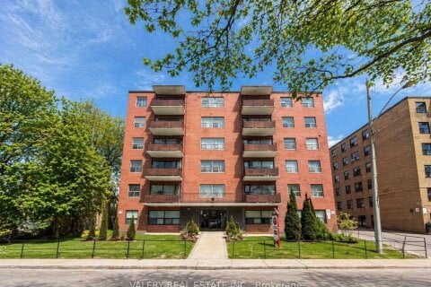 Additional image 7 of 304-11 Glenburn Avenue, Toronto, ON, M4B 2X1